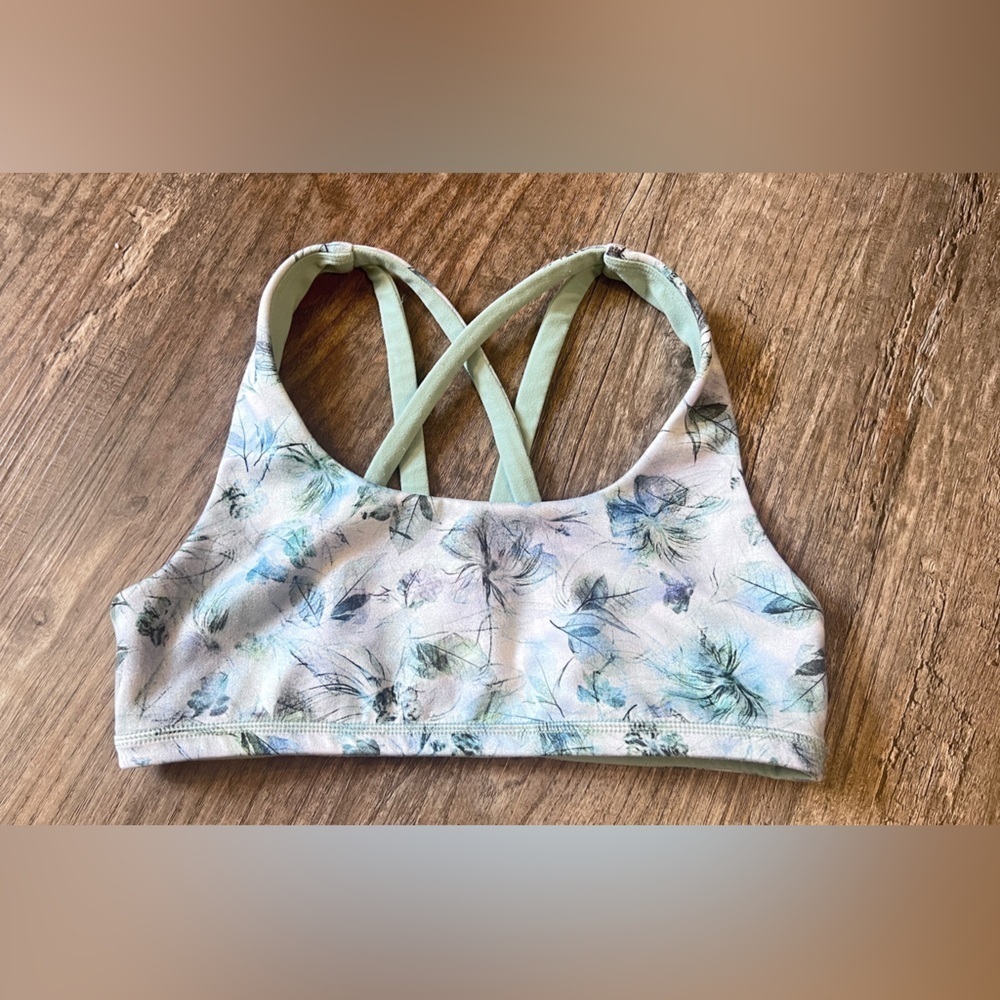 FINAL PRICE Girls Liviva by Lululemon Sports Bra